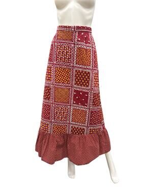 Vintage Skirt Women SZ S Quilted Long Tiny Flowers Pattern Red Yellow And White